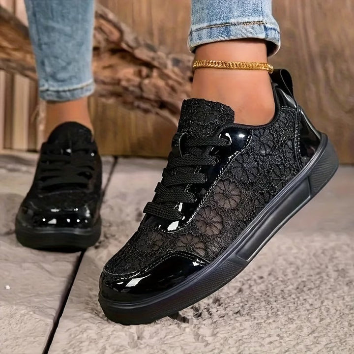 Dentelle™ | Floral Lace Sneakers