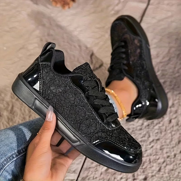 Dentelle™ | Floral Lace Sneakers