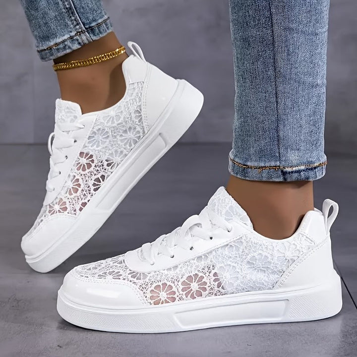 Dentelle™ | Floral Lace Sneakers