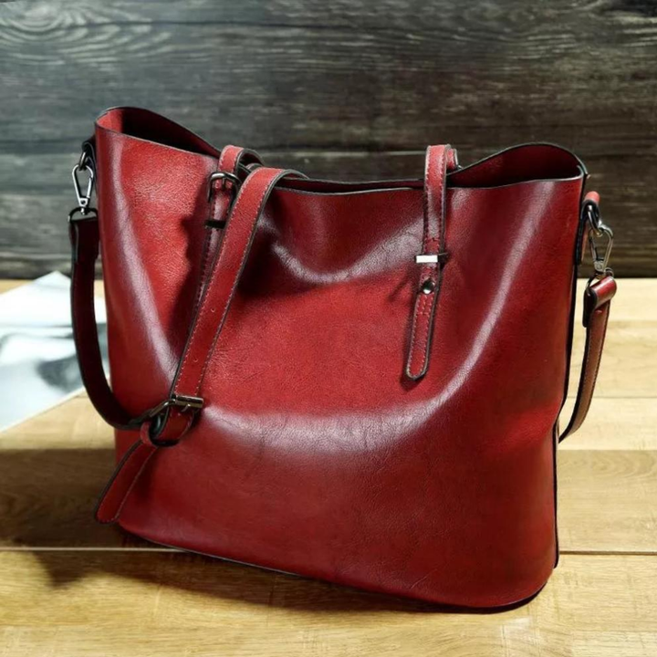Nicole | Wear it all day — Leather Shoulder Bag