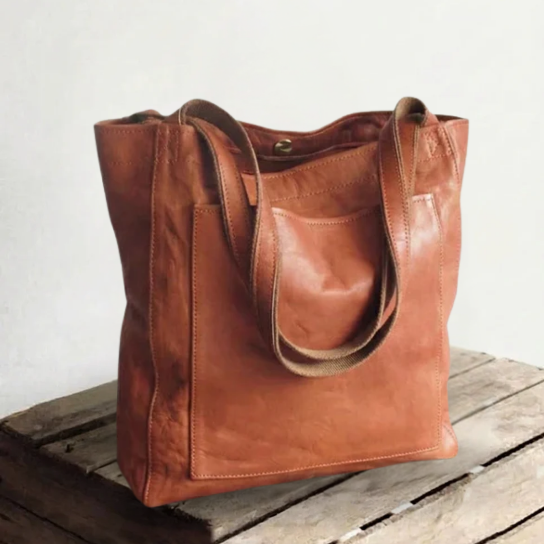 Lorena | No more searching — Leather bag with compartments