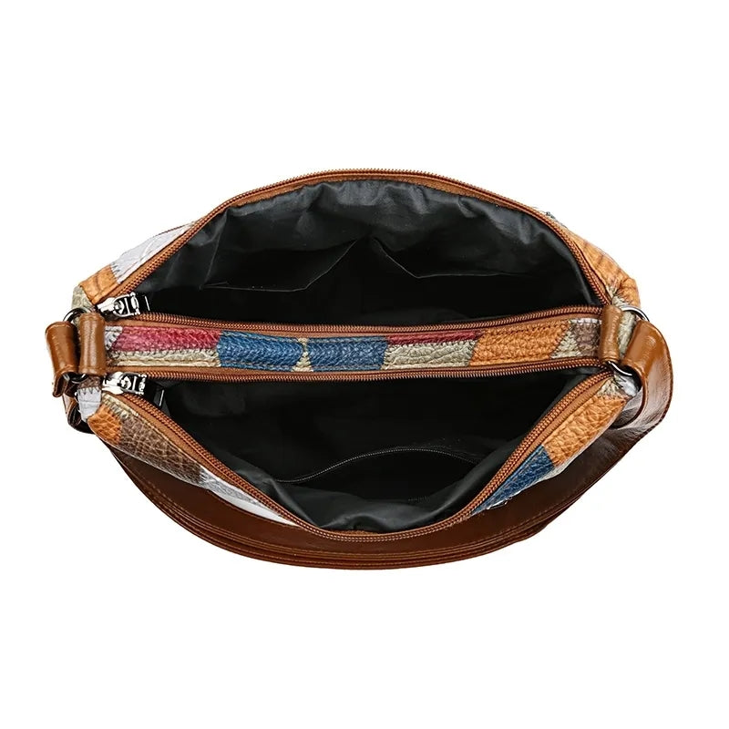 Clara | Everything at hand — Compact Leather Shoulder Bag