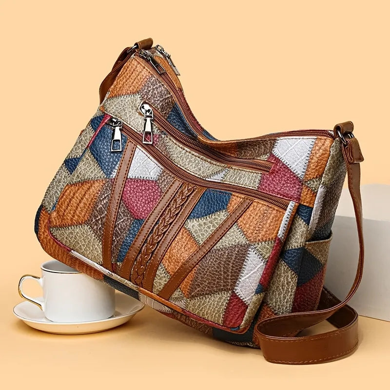 Clara | Everything at hand — Compact Leather Shoulder Bag