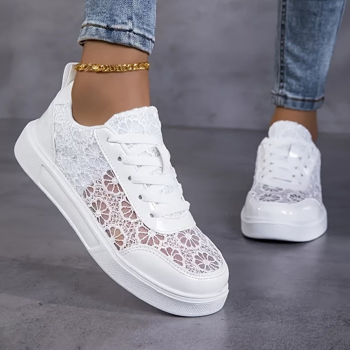 Dentelle™ | Floral Lace Sneakers